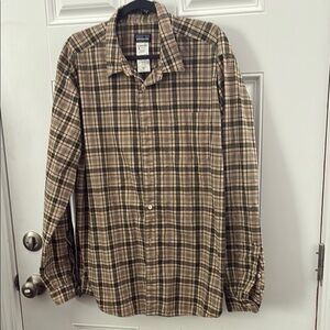 Patagonia Plaid Button-Up Shirt size XL